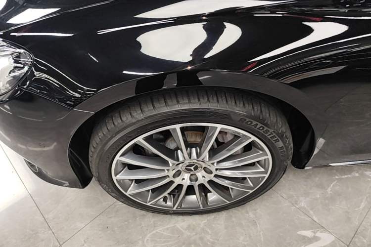 Used Mercedes-Benz E-Class 2019 E 200 L Left Front Wheel Hub