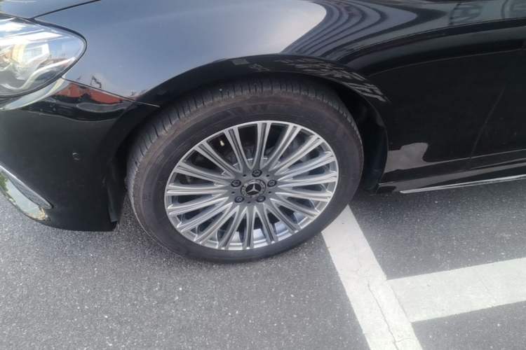 Used Mercedes-Benz E-Class 2019 E 200 L Sport Edition Left Front Wheel Hub