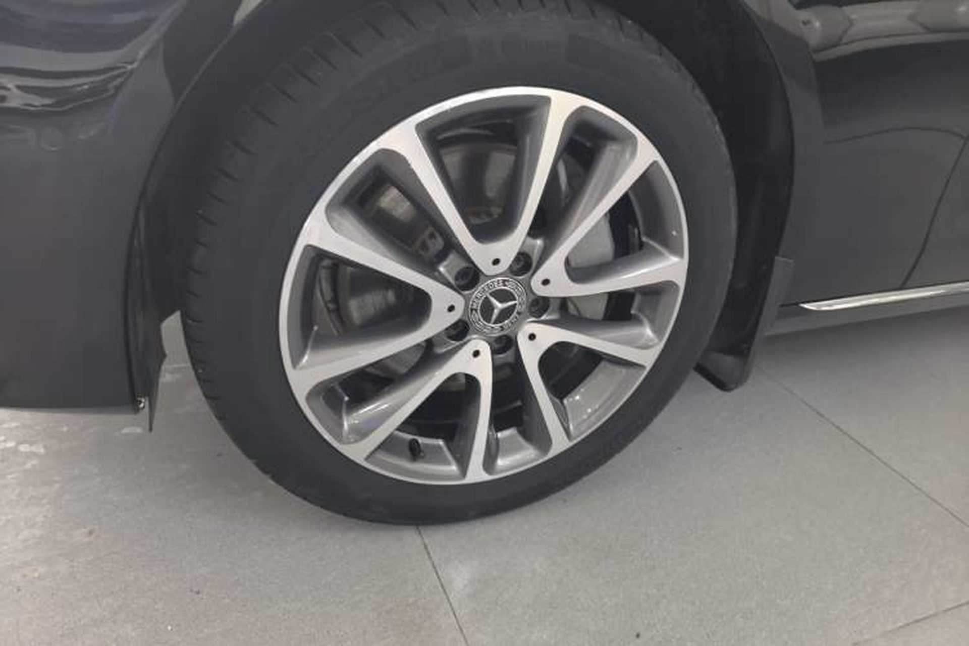 Used Mercedes-Benz E-Class 2019 E 300 L Luxury Model Left Front Wheel Hub