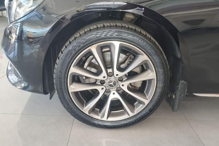 Used Mercedes-Benz E-Class 2019 E 260 L Left Front Wheel Hub