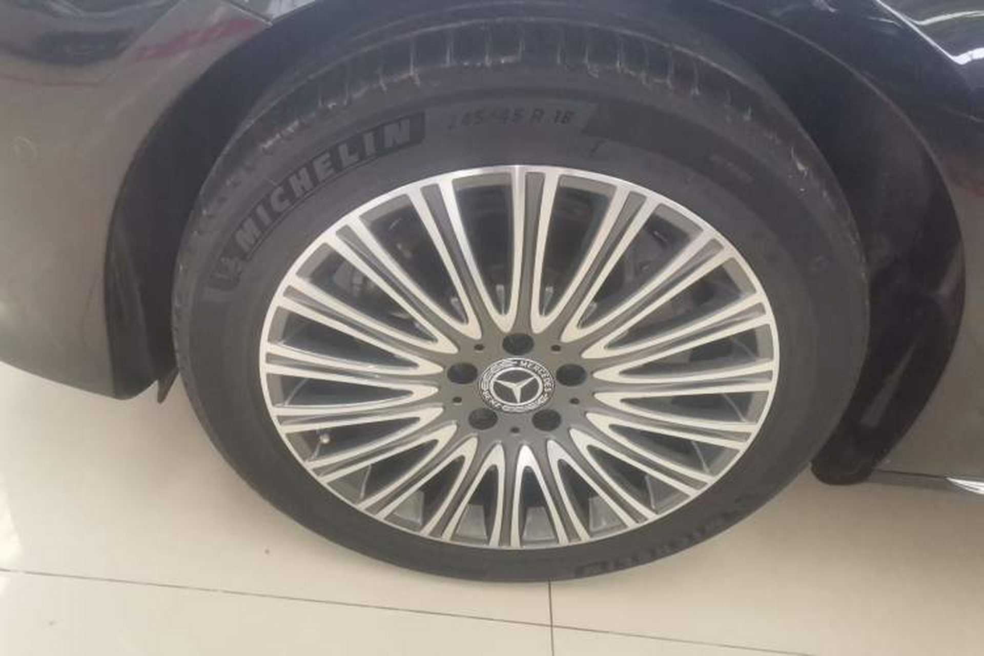Used Mercedes-Benz E-Class 2019 Facelifted E 300 L Stylish Version Left Front Wheel Hub