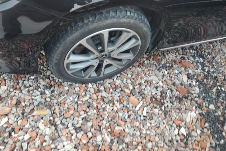 Used Mercedes-Benz E-Class 2019 E 200 L Left Front Wheel Hub