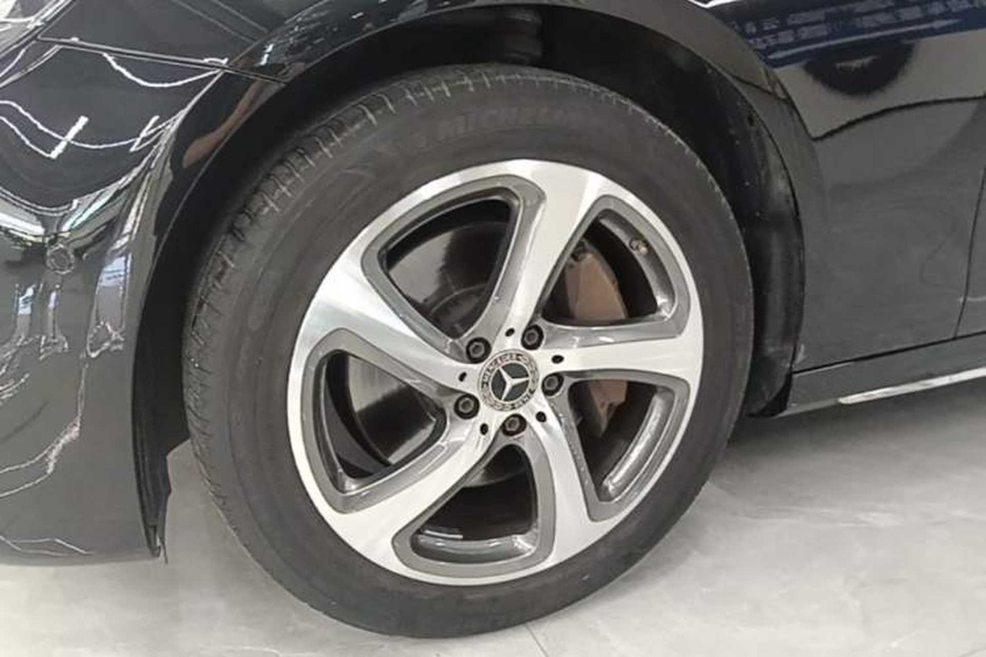 Used Mercedes-Benz E-Class 2019 Restyled E 300 L Sport Luxury Edition Left Front Wheel Hub