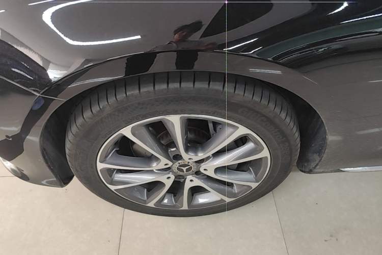 Used Mercedes-Benz E-Class 2019 E 300 L Stylish Model Left Front Wheel Hub