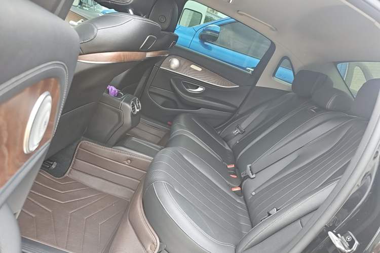 Used Mercedes-Benz E-Class 2019 E 200 L Left Rear Seat