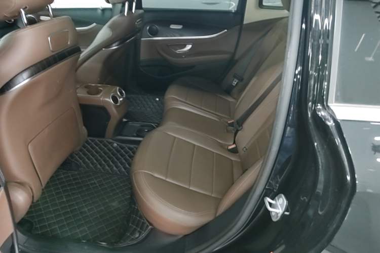 Used Mercedes-Benz E-Class 2019 Restyled E 300 L Sporty and Stylish Edition Left Rear Seat