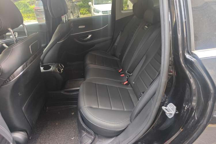 Used Mercedes-Benz E-Class 2019 Restyled E 300 L Sporty and Stylish Edition Left Rear Seat