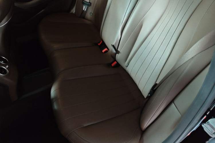 Used Mercedes-Benz E-Class 2019 E 260 L Left Rear Seat