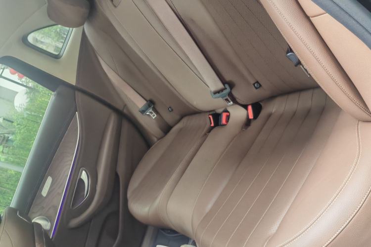 Used Mercedes-Benz E-Class 2019 Facelifted E 300 L Stylish Version Left Rear Seat