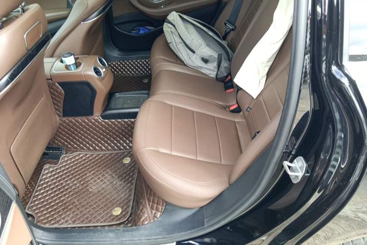 Used Mercedes-Benz E-Class 2019 Restyled E 300 L Sporty and Stylish Edition Left Rear Seat