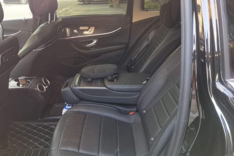 Used Mercedes-Benz E-Class 2019 Restyled E 300 L Sport Luxury Edition Left Rear Seat