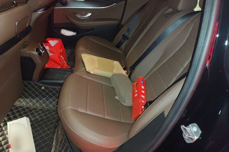 Used Mercedes-Benz E-Class 2019 E 300 L Sporty and Stylish Model Left Rear Seat