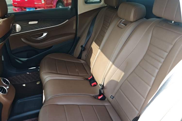 Used Mercedes-Benz E-Class 2019 E 200 L Sport Edition Left Rear Seat