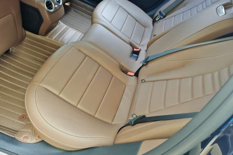 Used Mercedes-Benz E-Class 2019 Restyled E 300 L Sport Luxury Edition Left Rear Seat