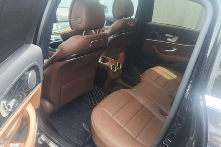 Used Mercedes-Benz E-Class 2019 E 300 L Sporty and Stylish Model Left Rear Seat