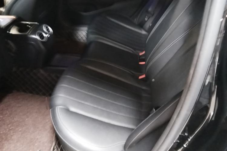 Used Mercedes-Benz E-Class 2019 E 260 L 4MATIC Left Rear Seat