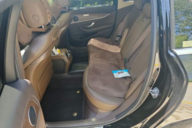 Used Mercedes-Benz E-Class 2019 Facelifted E 300 L Stylish Version Left Rear Seat