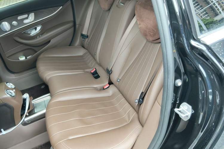 Used Mercedes-Benz E-Class 2019 Restyled E 300 L Luxury Edition Left Rear Seat