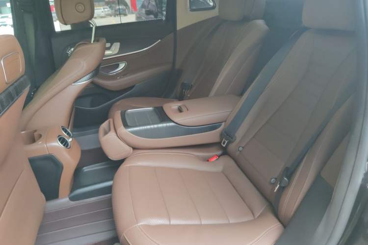 Used Mercedes-Benz E-Class 2019 Restyled E 300 L Sport Luxury Edition Left Rear Seat
