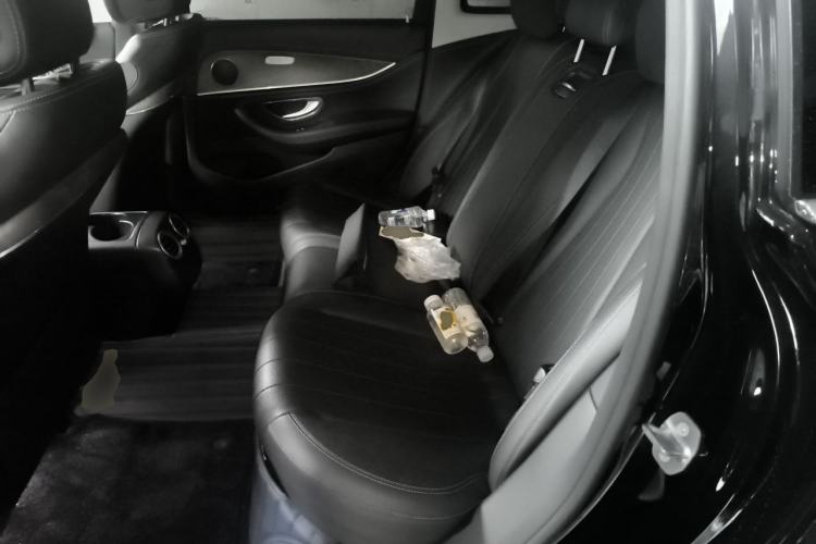 Used Mercedes-Benz E-Class 2019 E 260 L 4MATIC Left Rear Seat