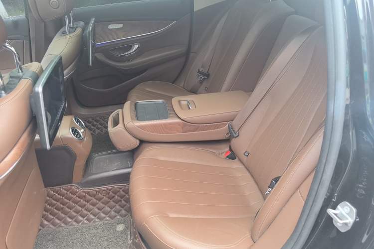 Used Mercedes-Benz E-Class 2019 Facelifted E 300 L Stylish Version Left Rear Seat