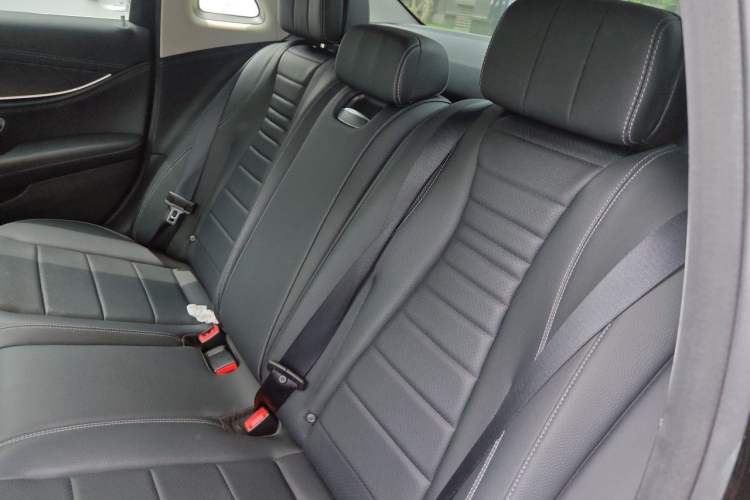 Used Mercedes-Benz E-Class 2019 E 200 L Sport Edition Left Rear Seat