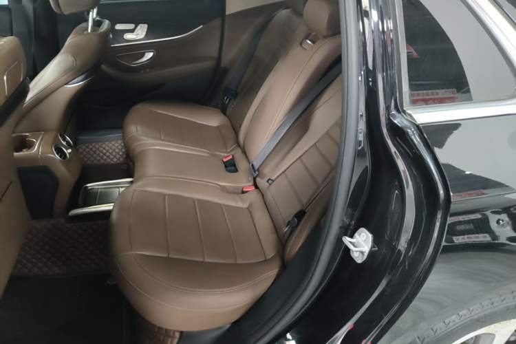 Used Mercedes-Benz E-Class 2019 Restyled E 300 L Sport Luxury Edition Left Rear Seat