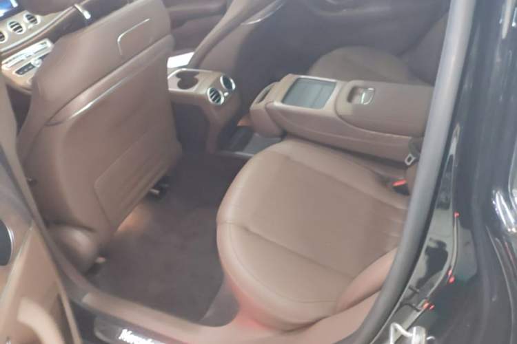 Used Mercedes-Benz E-Class 2019 Facelifted E 300 L Stylish Version Left Rear Seat