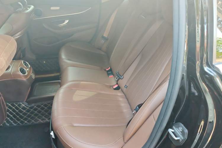 Used Mercedes-Benz E-Class 2019 Facelifted E 300 L Stylish Version Left Rear Seat