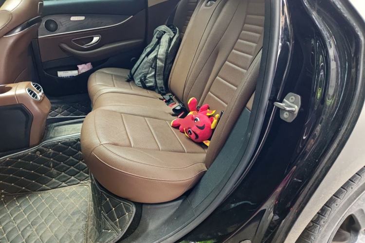 Used Mercedes-Benz E-Class 2019 E 300 L Sporty and Stylish Model Left Rear Seat