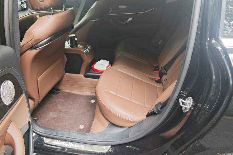 Used Mercedes-Benz E-Class 2019 E 260 L Left Rear Seat