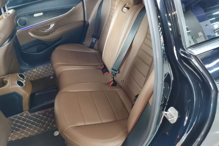 Used Mercedes-Benz E-Class 2019 E 300 L Sporty and Stylish Model Left Rear Seat