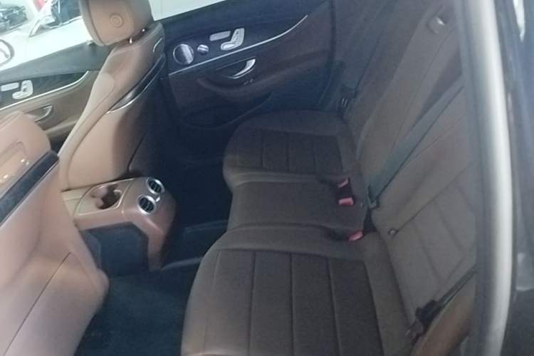 Used Mercedes-Benz E-Class 2019 Restyled E 300 L Sport Luxury Edition Left Rear Seat