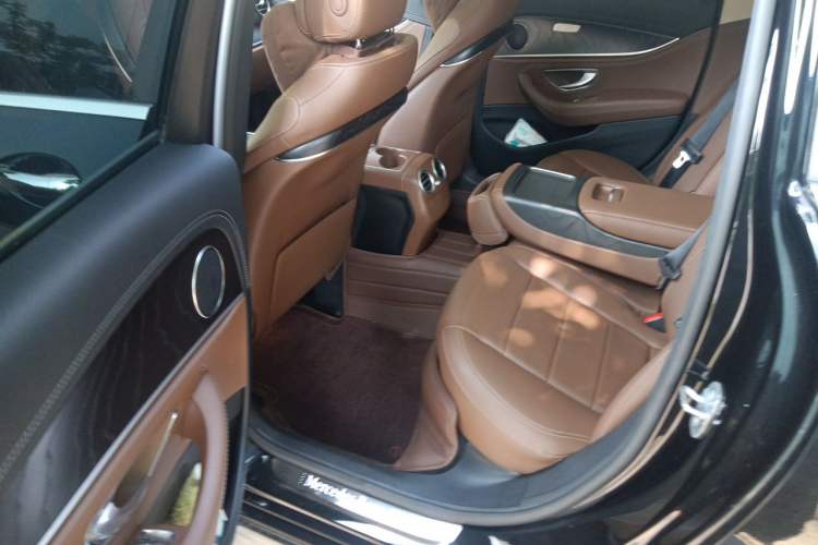 Used Mercedes-Benz E-Class 2019 E 260 L Sport Edition Left Rear Seat