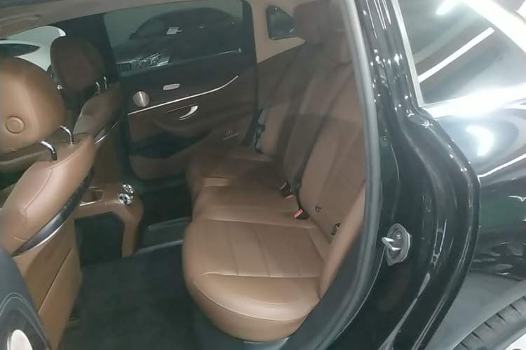 Used Mercedes-Benz E-Class 2019 E 260 L Sport Edition Left Rear Seat