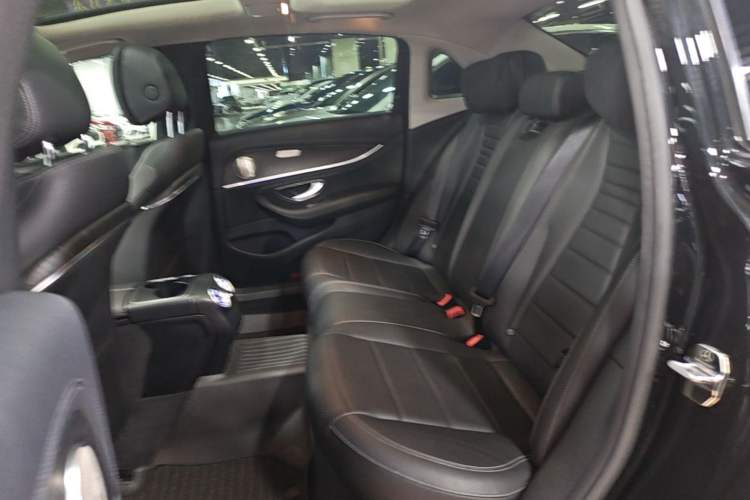 Used Mercedes-Benz E-Class 2019 E 260 L Sport Edition Left Rear Seat