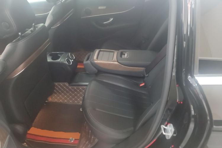 Used Mercedes-Benz E-Class 2019 E 260 L 4MATIC Left Rear Seat
