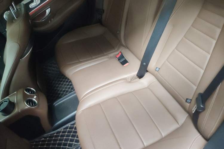 Used Mercedes-Benz E-Class 2019 Restyled E 300 L Sporty and Stylish Edition Left Rear Seat