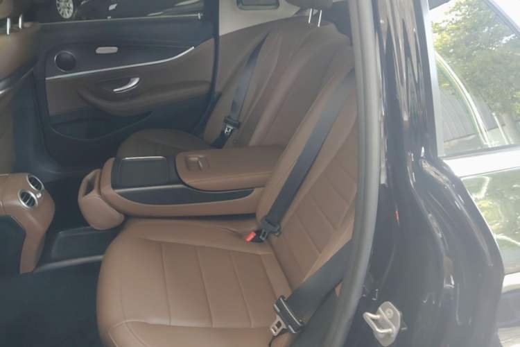 Used Mercedes-Benz E-Class 2019 E 260 L Sport Edition Left Rear Seat