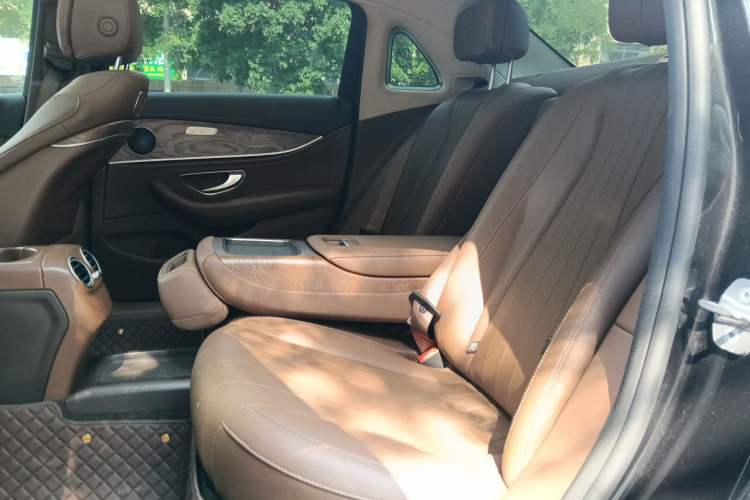 Used Mercedes-Benz E-Class 2019 Facelifted E 300 L Stylish Version Left Rear Seat