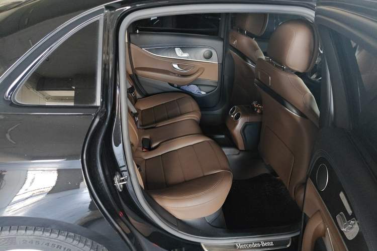 Used Mercedes-Benz E-Class 2019 E 300 L Sporty and Stylish Model Left Rear Seat