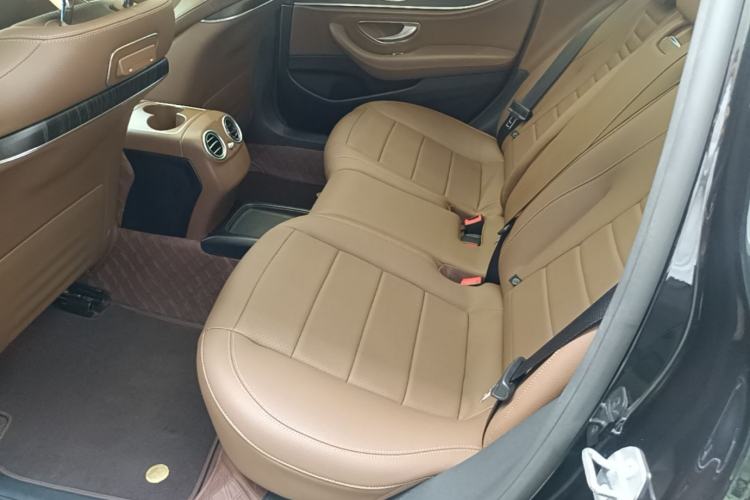 Used Mercedes-Benz E-Class 2019 Restyled E 300 L Sport Luxury Edition Left Rear Seat