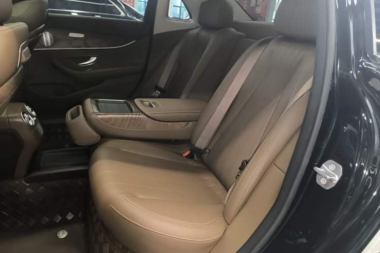 Used Mercedes-Benz E-Class 2019 Facelifted E 300 L Stylish Version Left Rear Seat