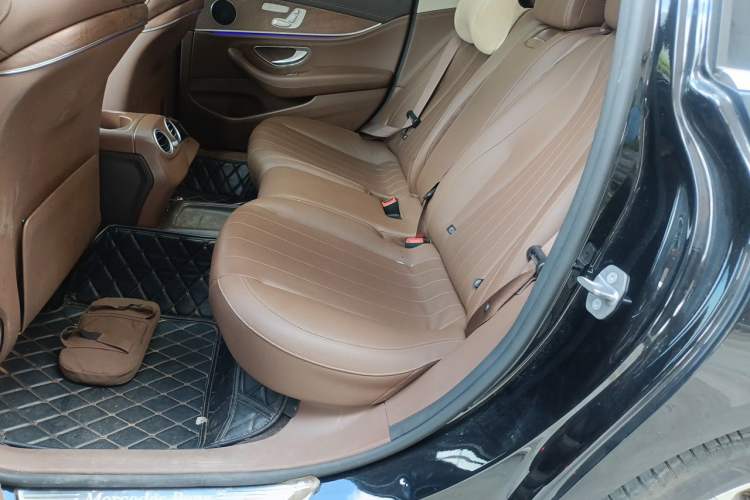Used Mercedes-Benz E-Class 2019 E 300 L Luxury Model Left Rear Seat