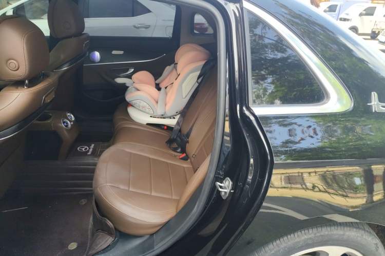 Used Mercedes-Benz E-Class 2019 Restyled E 300 L Sporty and Stylish Edition Left Rear Seat
