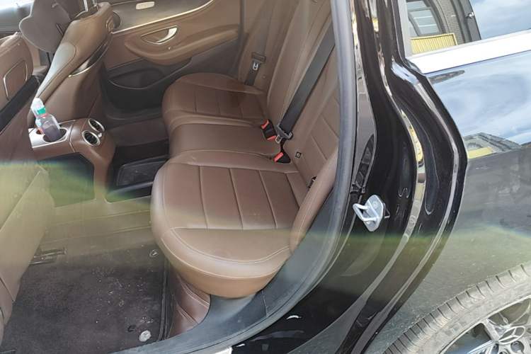Used Mercedes-Benz E-Class 2019 E 300 L Sporty and Stylish Model Left Rear Seat