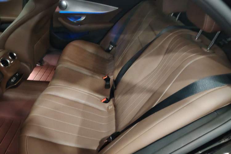 Used Mercedes-Benz E-Class 2019 E 260 Sport Edition Left Rear Seat