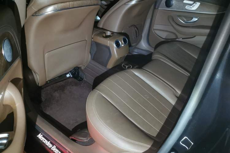 Used Mercedes-Benz E-Class 2019 E 300 L Luxury Model Left Rear Seat