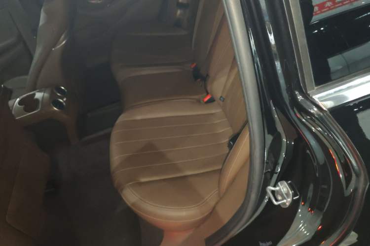 Used Mercedes-Benz E-Class 2019 E 260 L Left Rear Seat