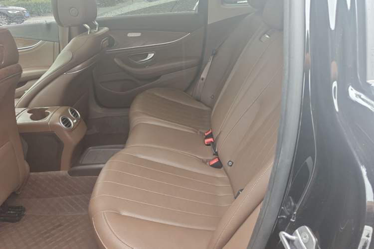 Used Mercedes-Benz E-Class 2019 Facelifted E 300 L Stylish Version Left Rear Seat